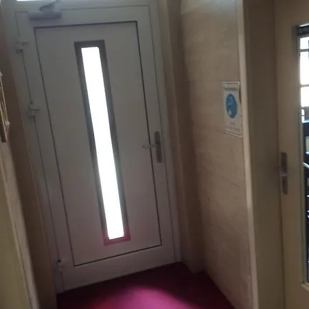 Alex -lounge -sportsbar -smokerlounge