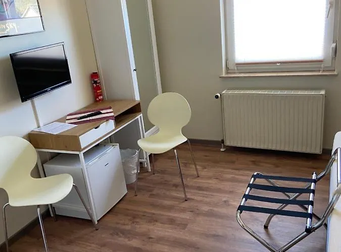 Casa de hóspedes Alex -lounge -sportsbar -smokerlounge