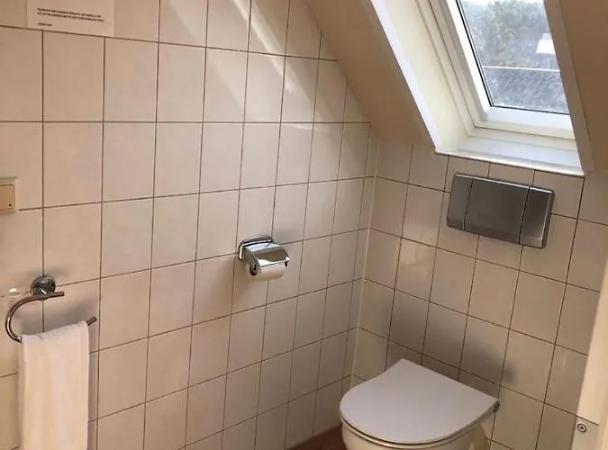 Alex -lounge -sportsbar -smokerlounge Guest house