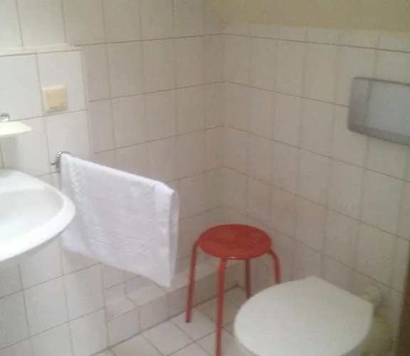 Alex -lounge -sportsbar -smokerlounge Casa de hóspedes