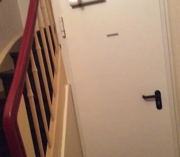 Alex -lounge -sportsbar -smokerlounge Guest house Otterbach